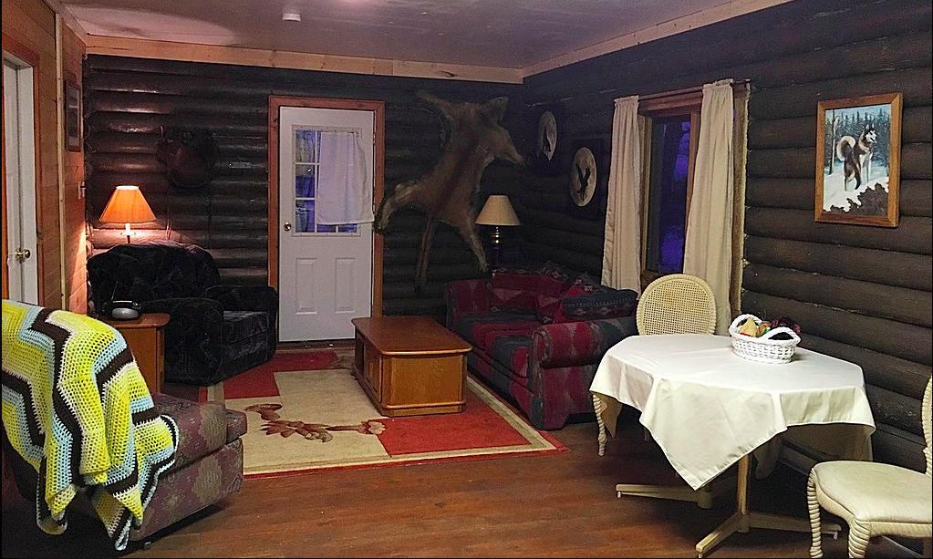 Flying U Ranch Otel Seventy Mile House Dış mekan fotoğraf